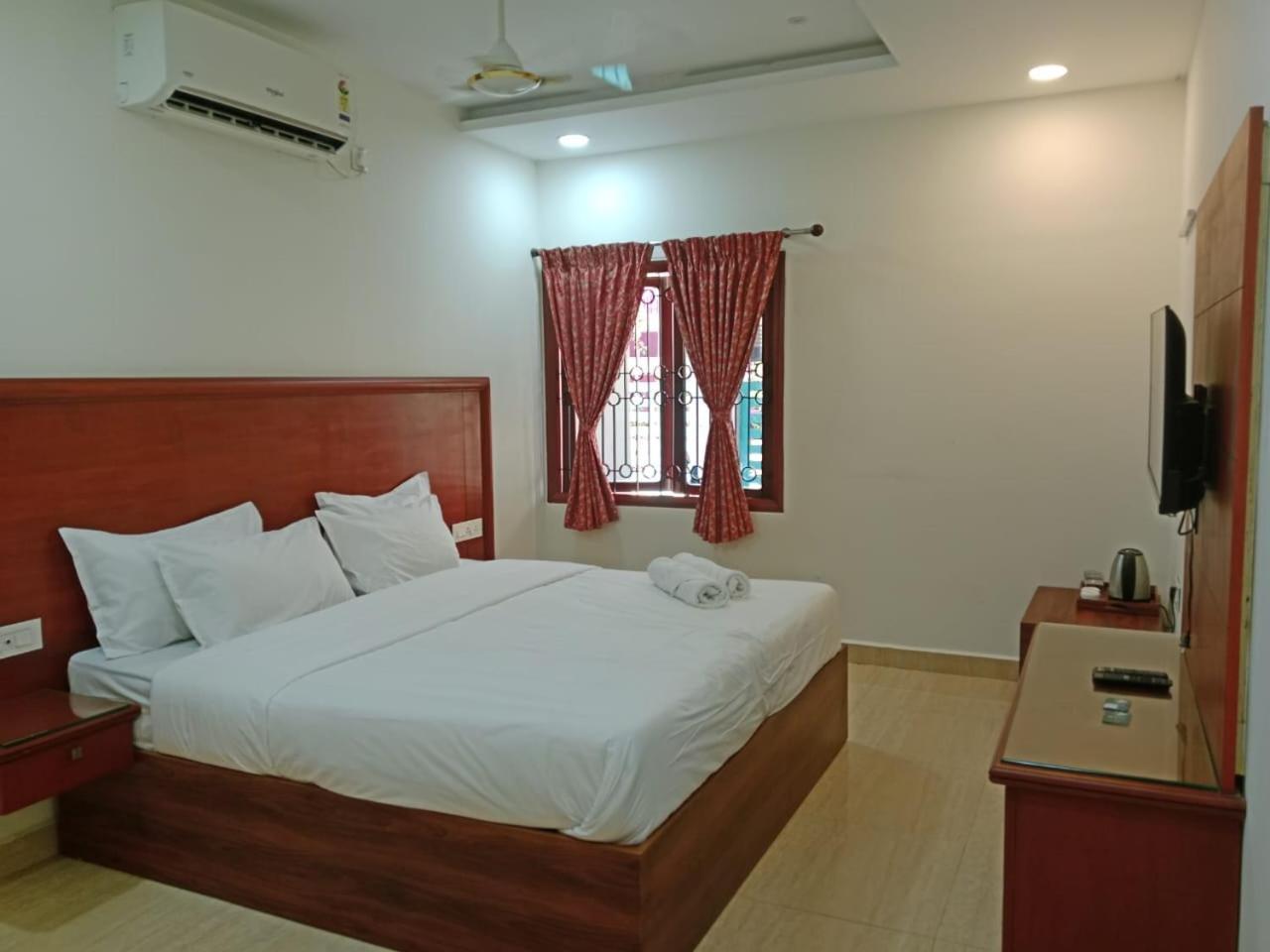 Azhagappa Residency Apartment Pondicherry Exterior photo