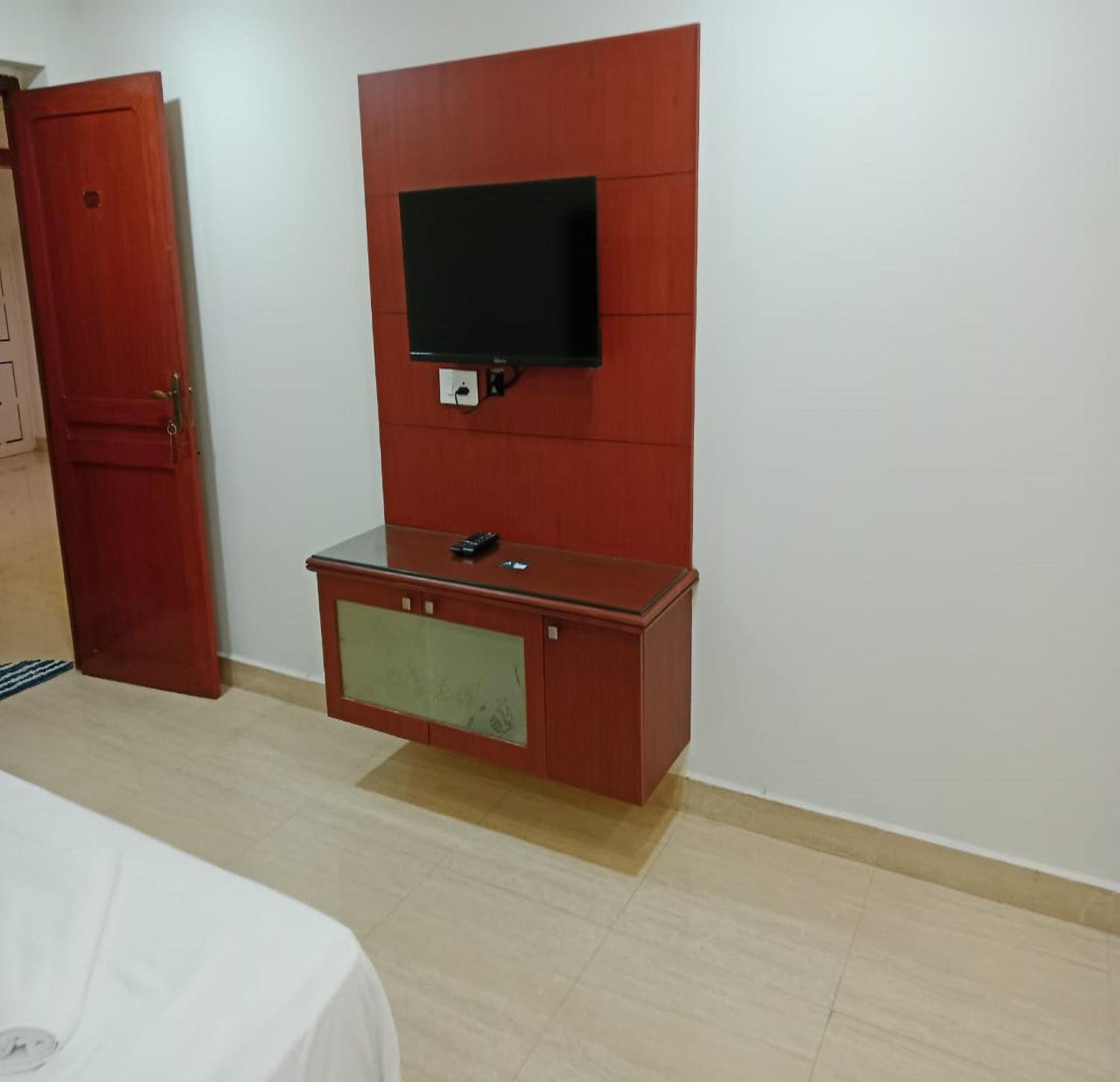 Azhagappa Residency Apartment Pondicherry Exterior photo