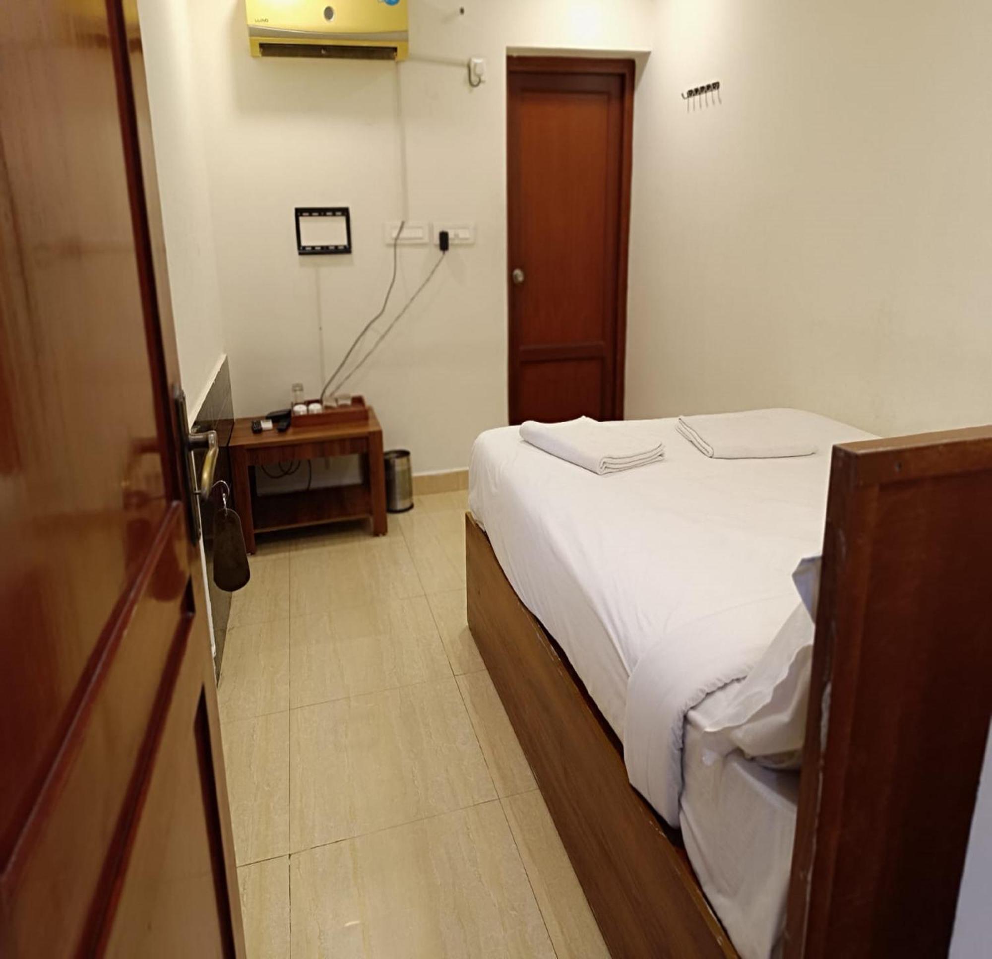 Azhagappa Residency Apartment Pondicherry Exterior photo