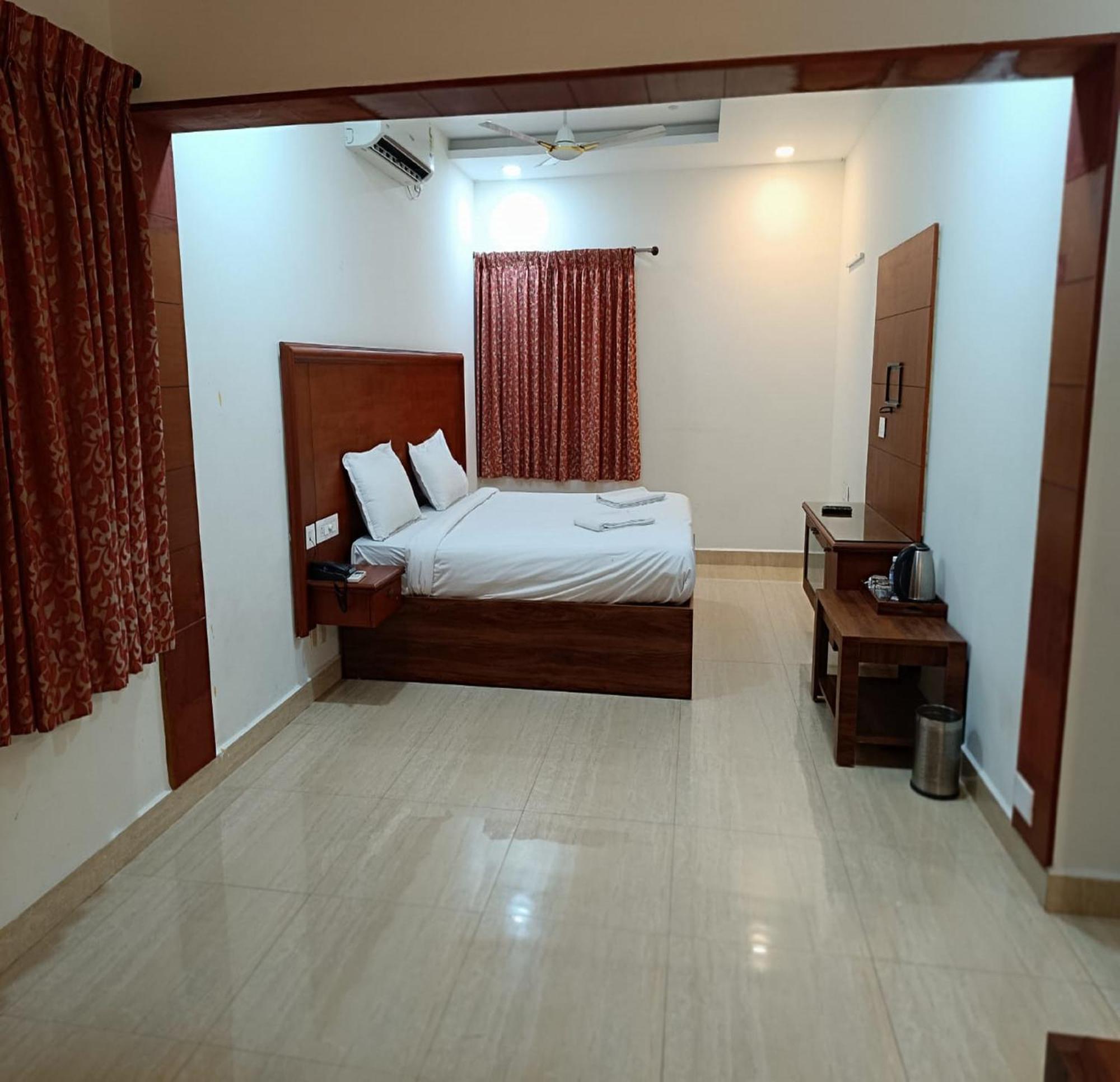 Azhagappa Residency Apartment Pondicherry Exterior photo