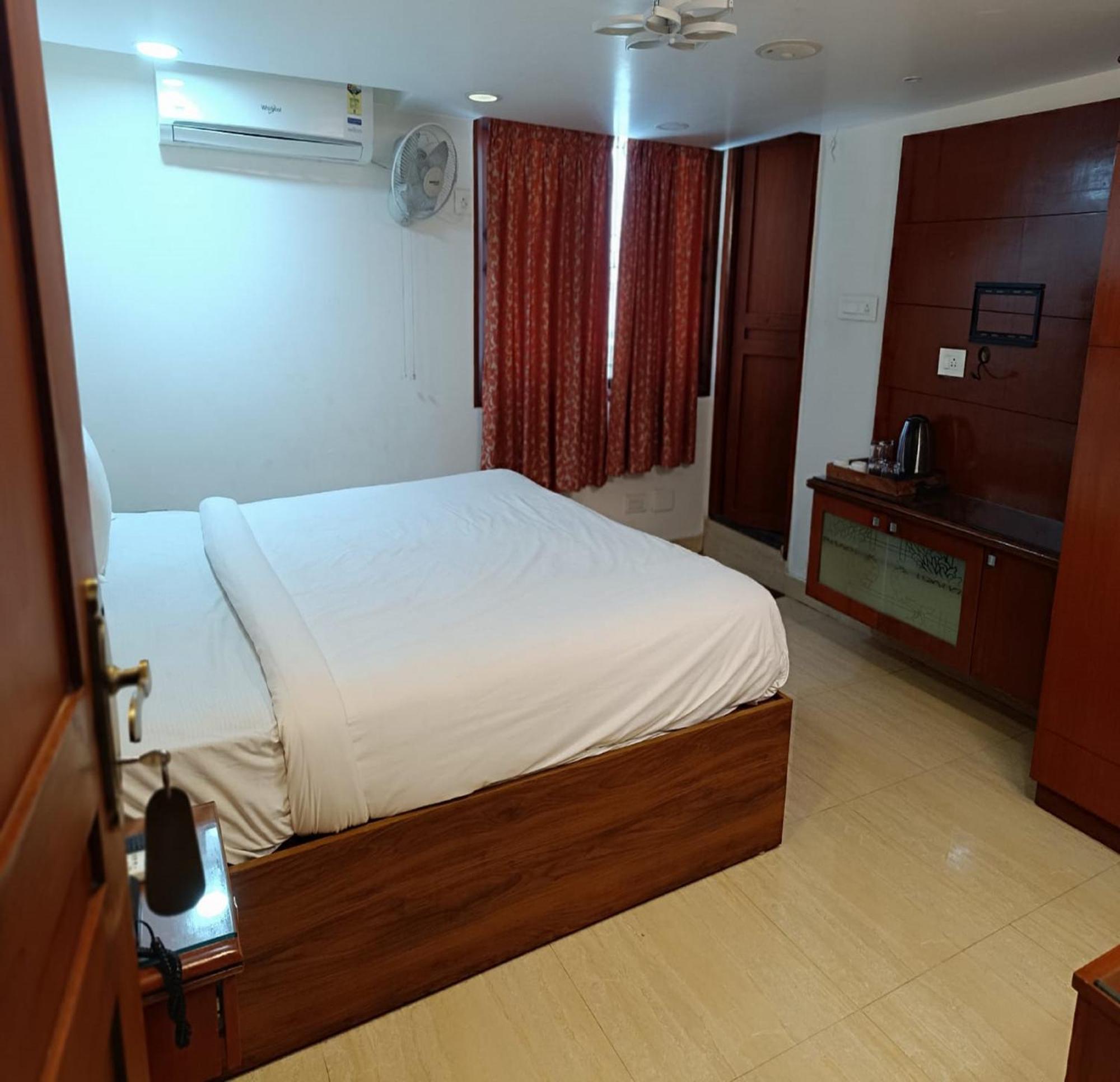 Azhagappa Residency Apartment Pondicherry Exterior photo